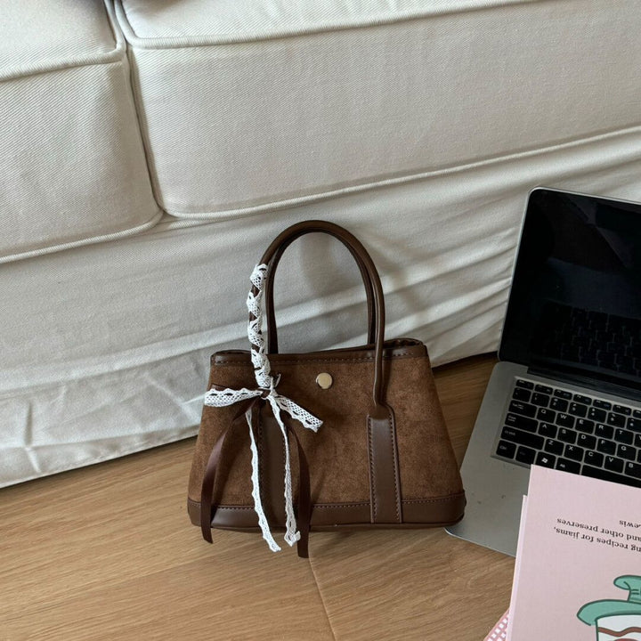 Chic Structured Handheld Tote Bowlift