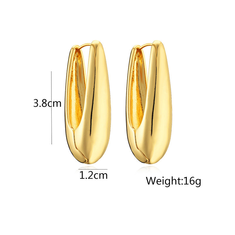 Elegant and Stylish Earrings Bowlift
