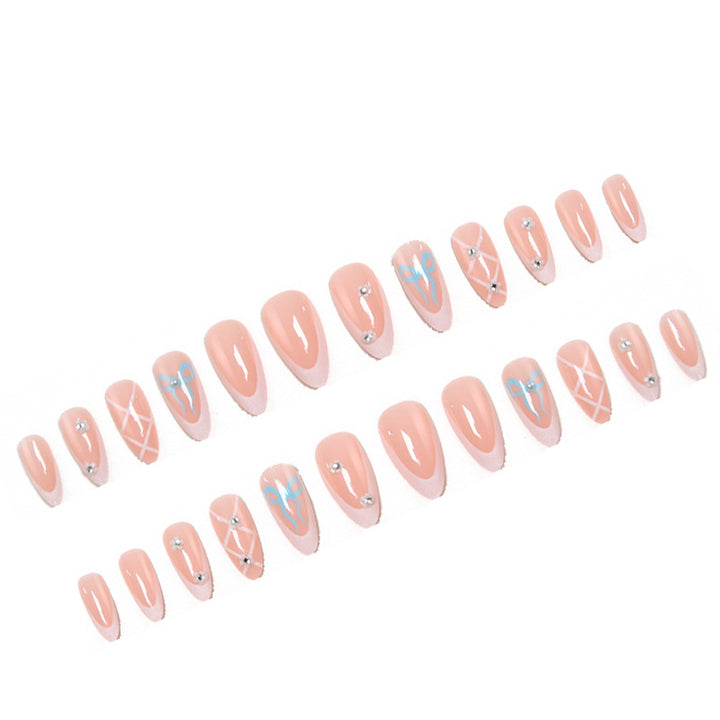 Elegant artificial nails with floral and decorative details Bowlift