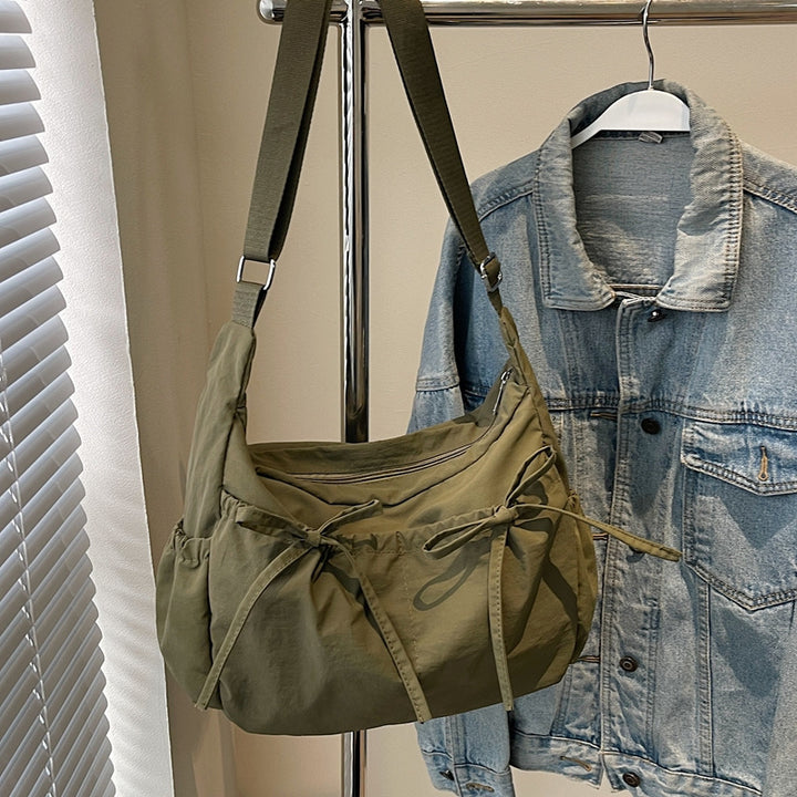 Casual shoulder bag with adjustable shoulder strap Bowlift