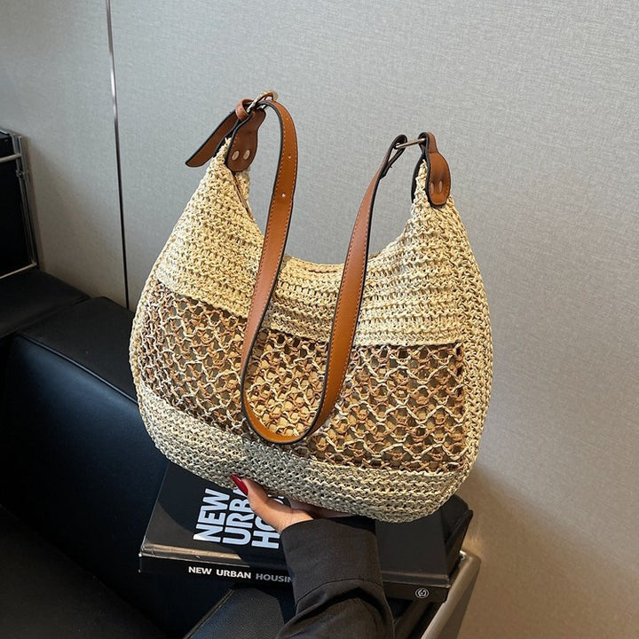 Shoulder bag made of high-quality natural material with woven design Bowlift