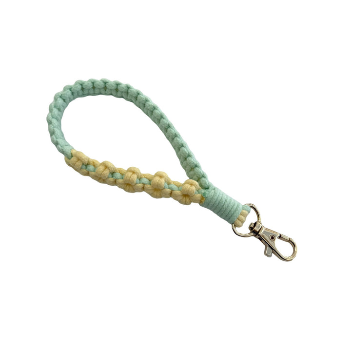 Decorative Macrame Pet Leash Bowlift