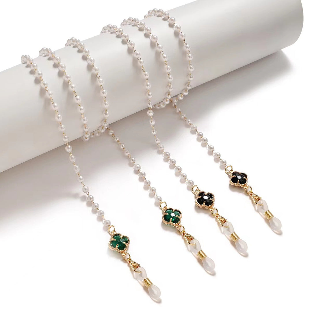 Elegant Glasses Chain Bowlift