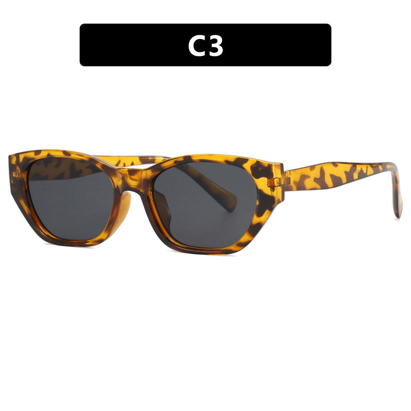 Women's futuristic cat-eye sunglasses with transparent frame and comfortable UV protection Bowlift