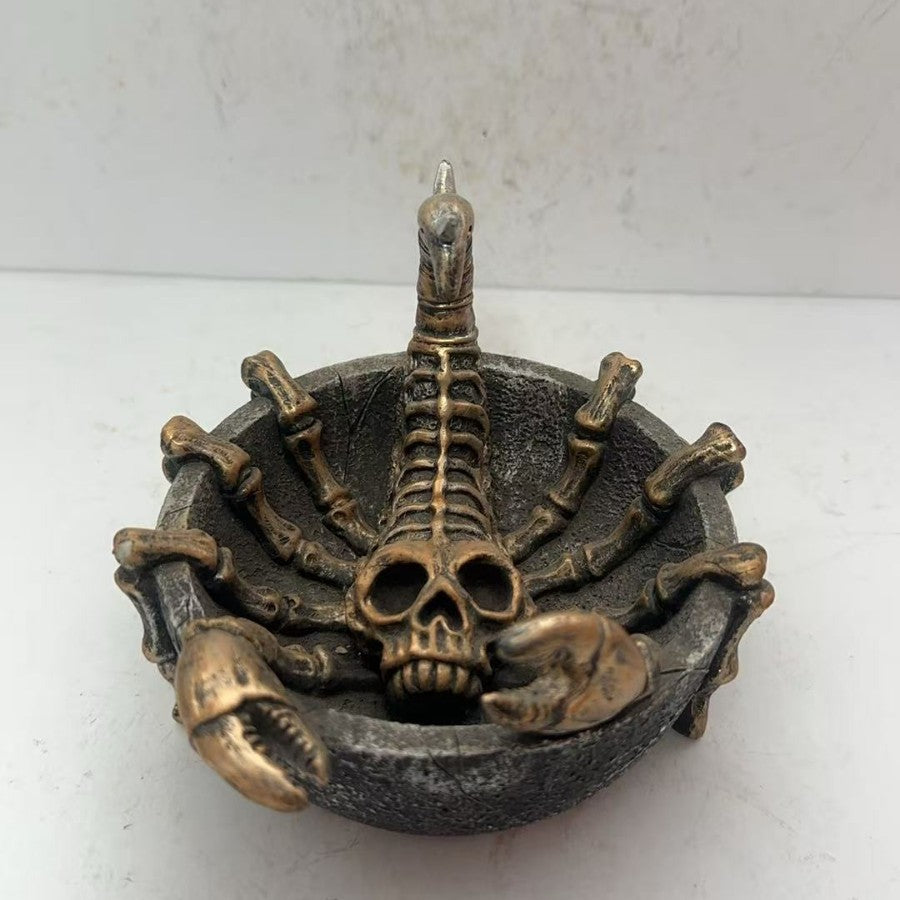 Decorative bowl figure with skeleton design Bowlift