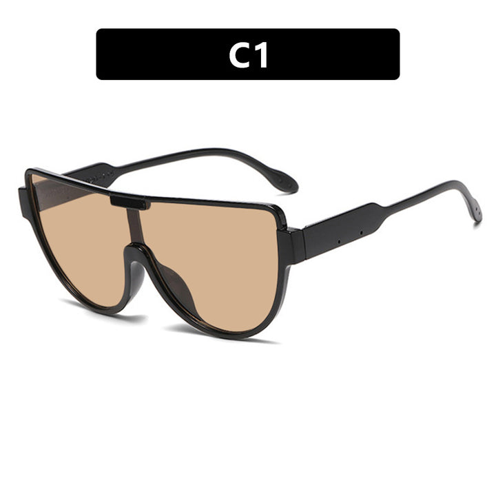 Ladies futuristic sunglasses in sporty design Bowlift