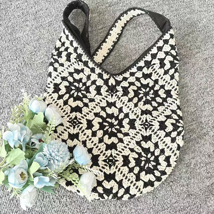 Fashionable crochet shoulder bag Bowlift