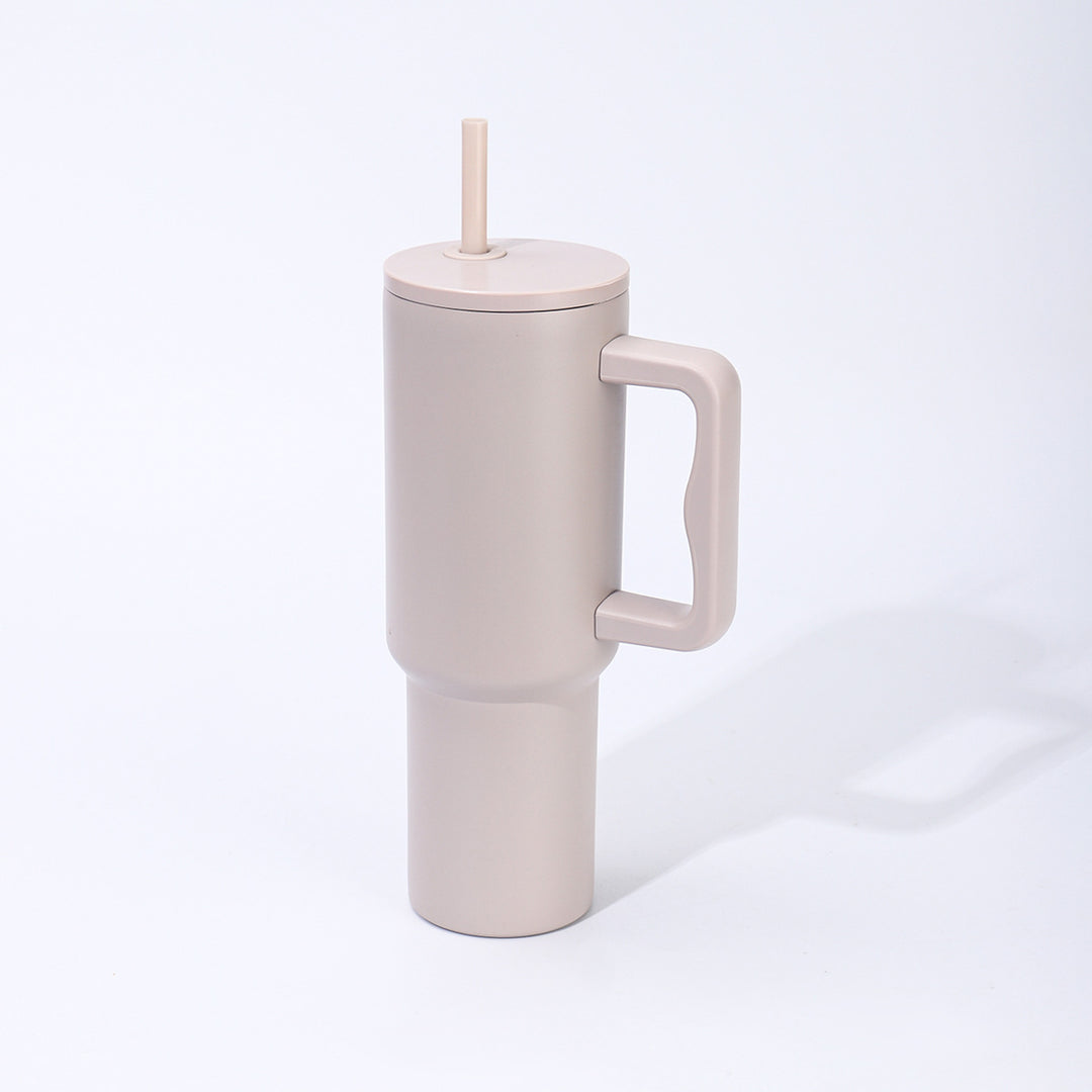 Double-Wall Insulated Travel Tumbler With Ergonomic Handle And Removable Straw