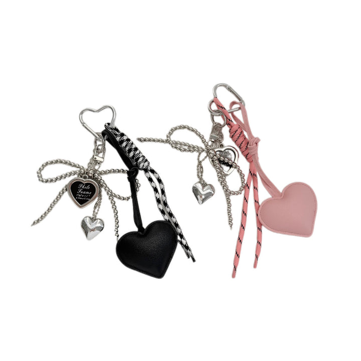 Heart-Themed Multi-Accessory Keychain Bowlift