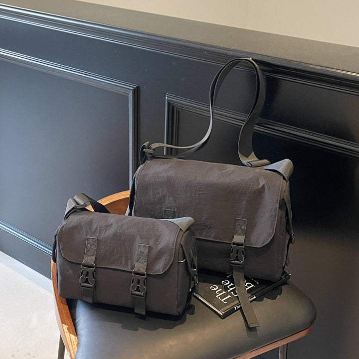 Modular shoulder bag with unique fastening system Bowlift