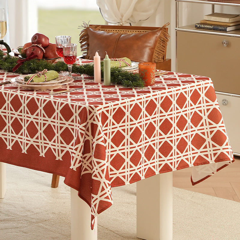 Jacquard-woven tablecloth with geometric pattern and water-repellent surface