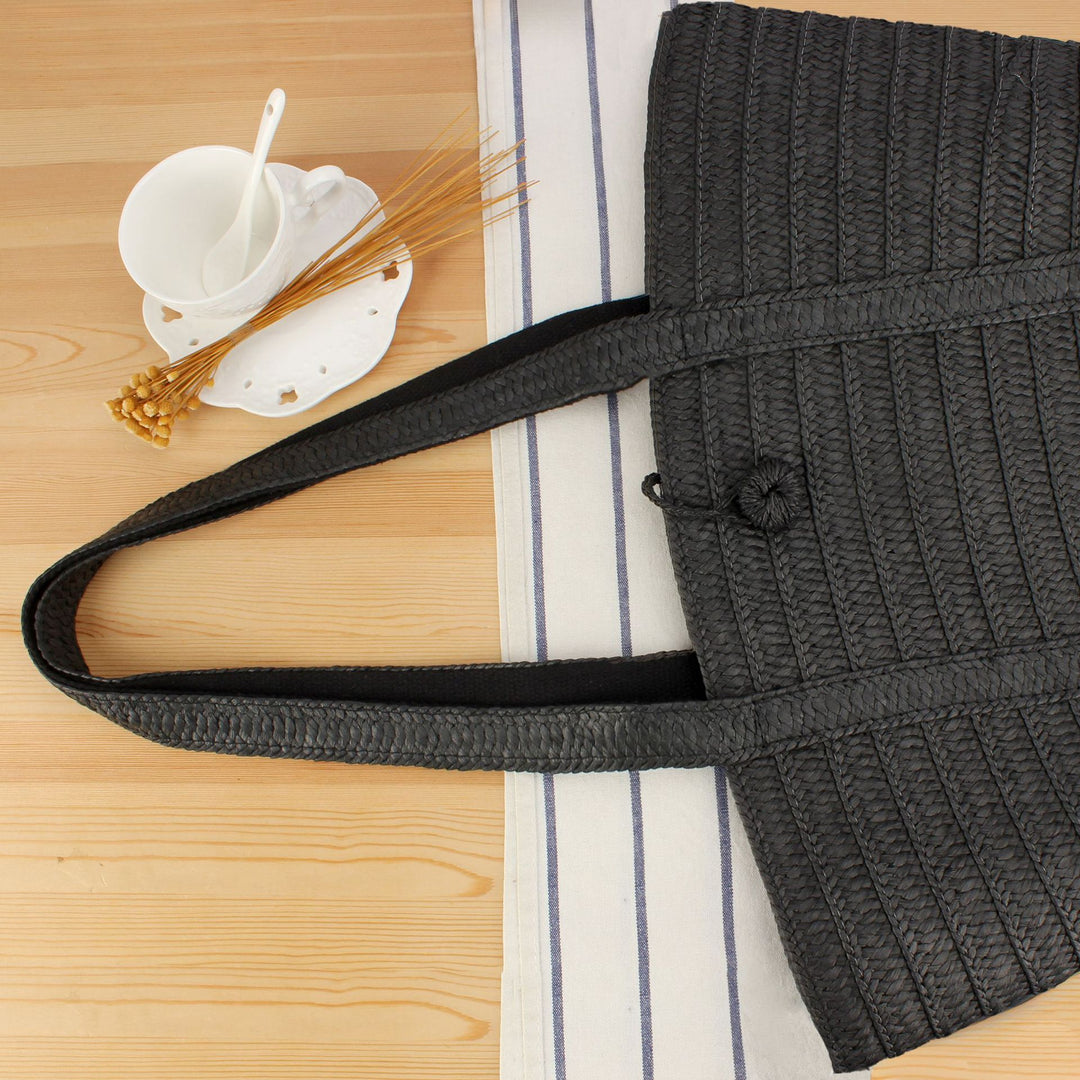 Stylish Tote Bag Made of Woven Natural Material Bowlift