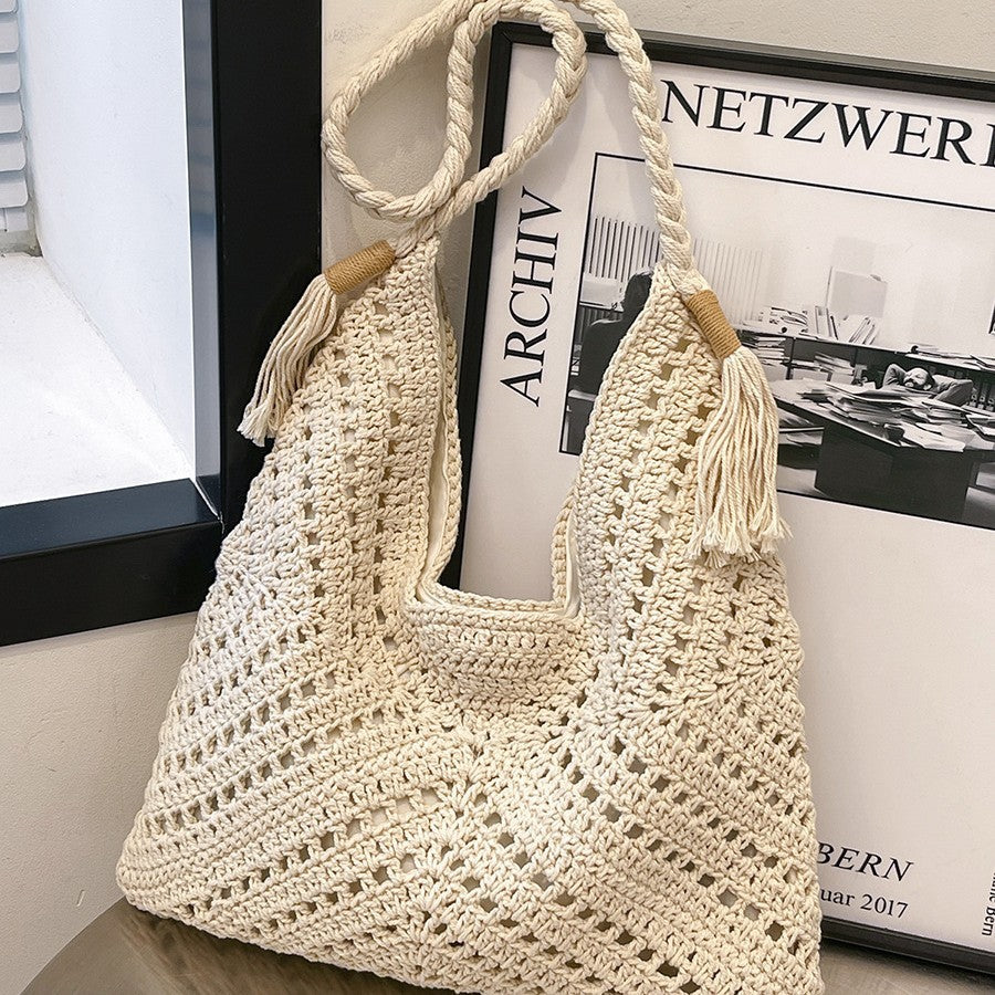 Hand-knotted beach bag with tassels Bowlift