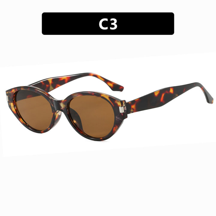 Ladies fashionable sunglasses in elegant cat-eye style Bowlift