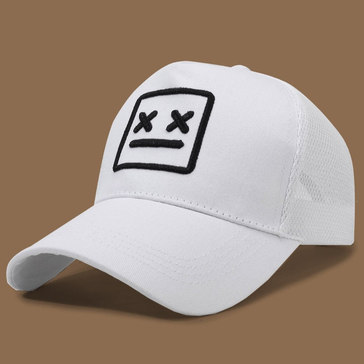 Women's Sporty Baseball Cap with Mesh Sides Bowlift