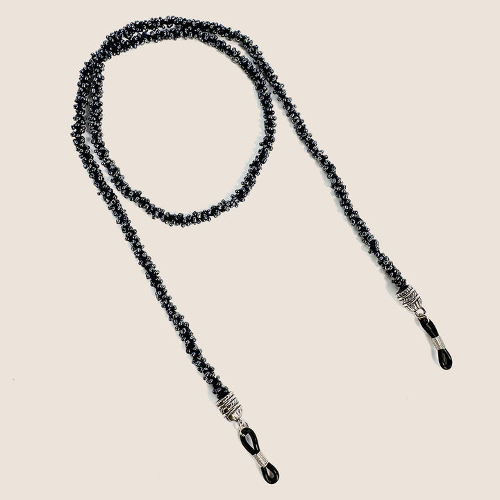 Elegant Beaded Eyewear Chain Bowlift
