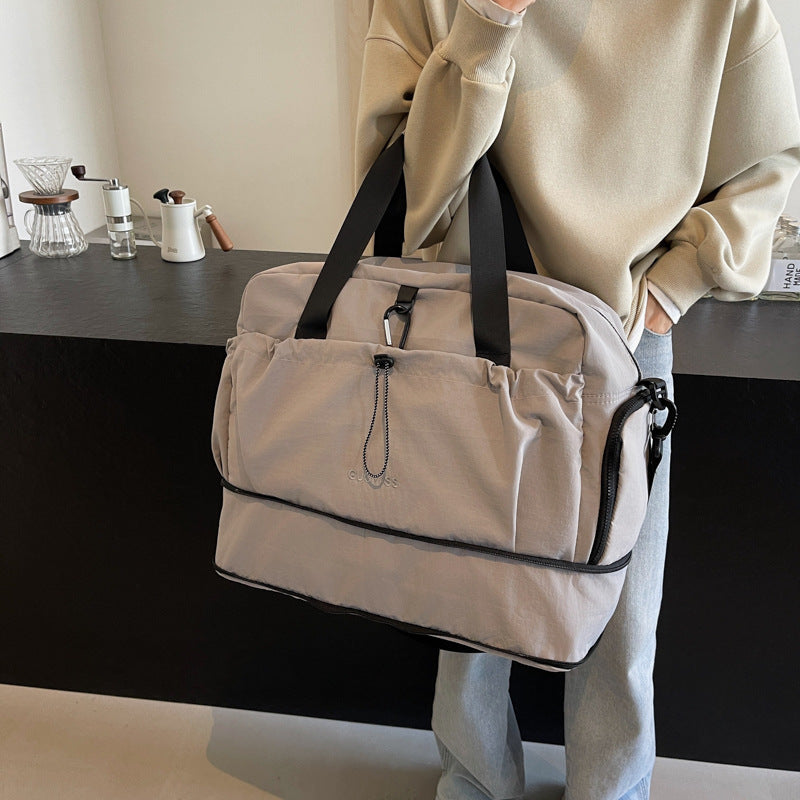Versatile Lightweight Travel Duffle Bowlift