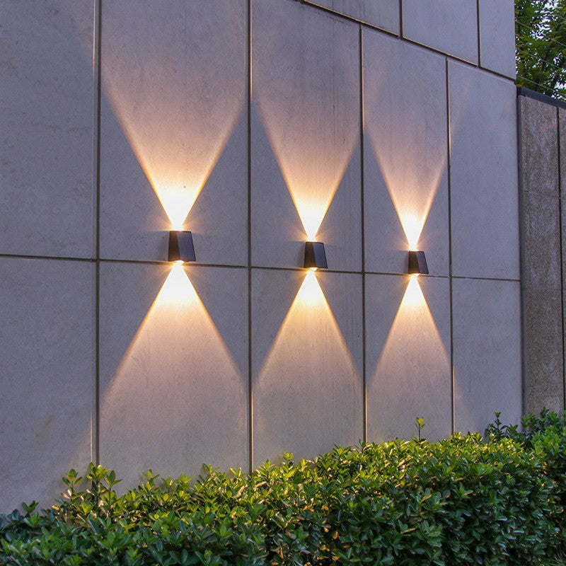 Angled Bi-Directional Solar LED Wall Uplight-Downlight With Integrated Photovoltaic Panel And Prism Lens Bowlift