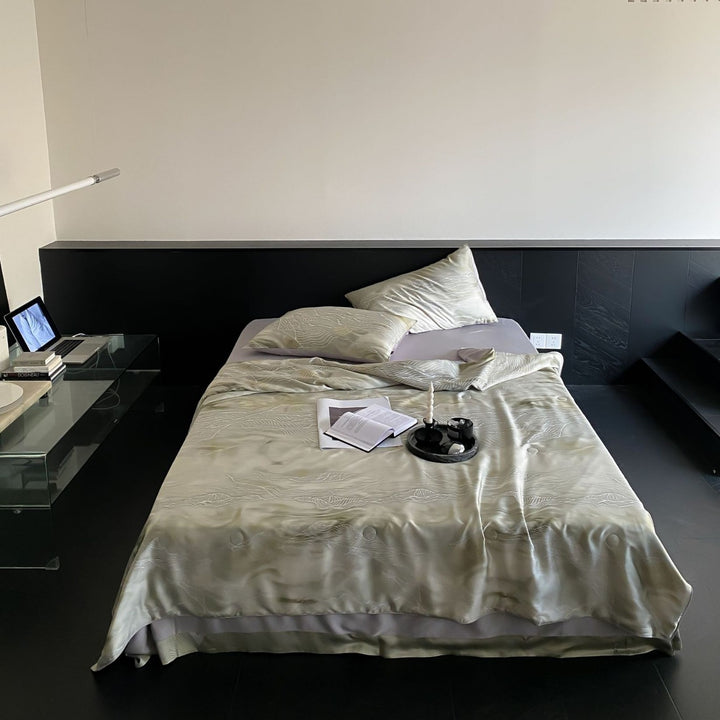 Bedding set made of cotton satin with subtle heart jacquard and silky glossy finish Bowlift