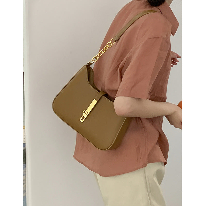 Modern Chic Handbag Bowlift