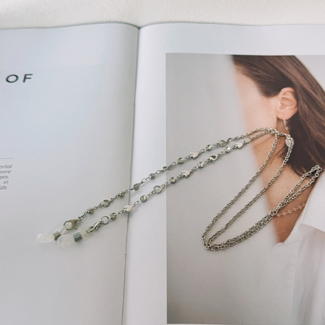Decorative Crystal Eyewear Chain Bowlift