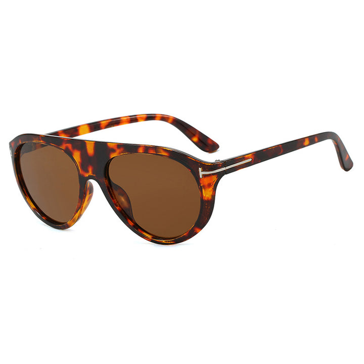 Women's Cat-Eye Sunglasses with protective UV filter and mirrored lenses Bowlift