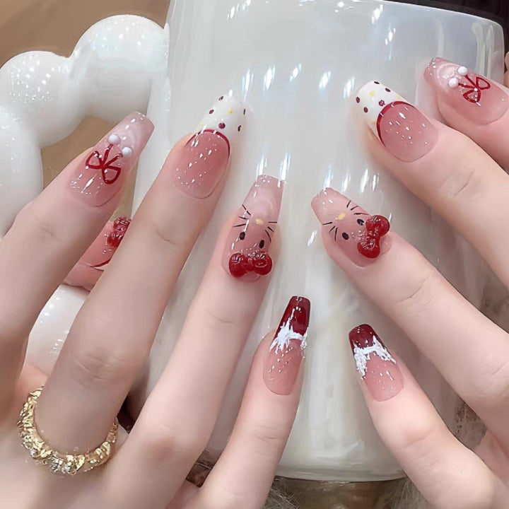 Artificial nails with glamorous rhinestone decorations Bowlift
