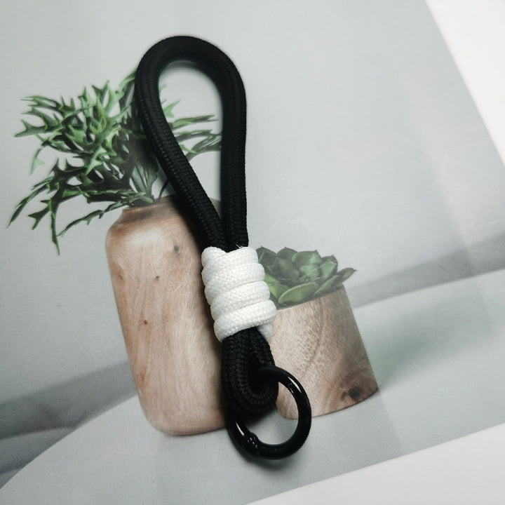Heavy-Duty Paracord Keychain Holder Bowlift