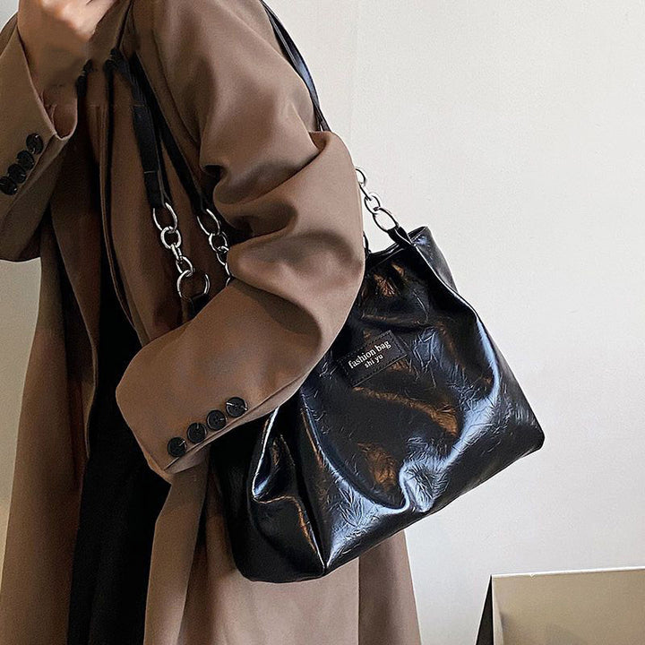 Chic Designer Tote Bag Bowlift