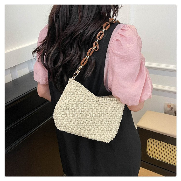 Fashionable Shoulder Bag Made of Braided Material Bowlift
