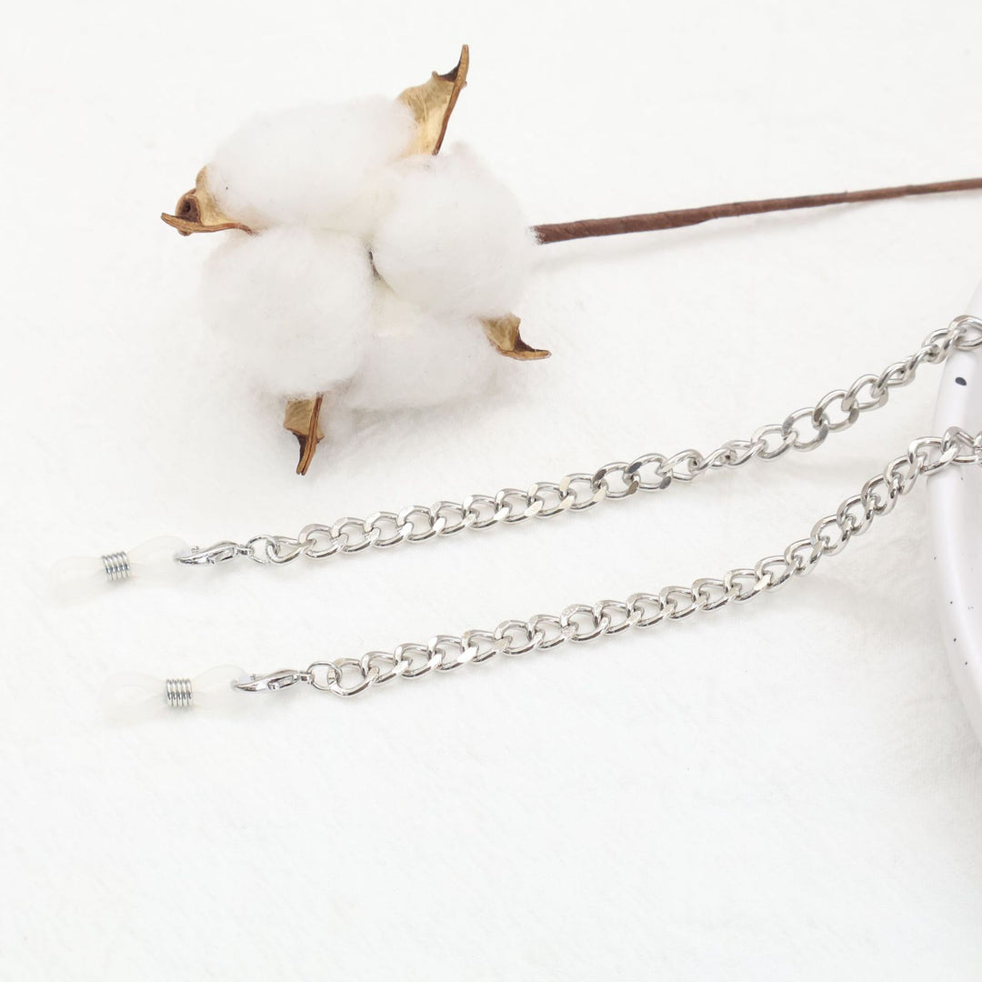 Stylish Metal Eyewear Chain Bowlift