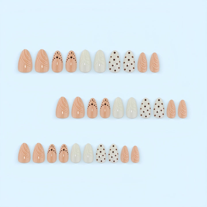 Artificial nails in refined dot design Bowlift