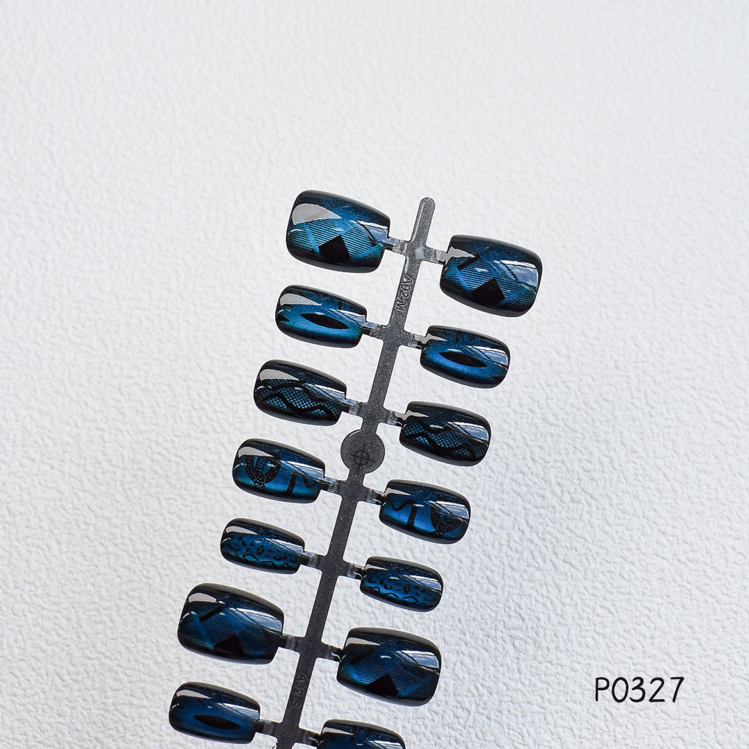 Artistic Press-On Nail Tips Bowlift