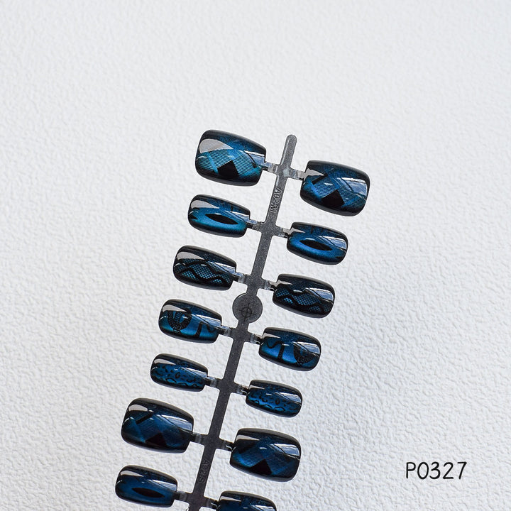 Artistic Press-On Nail Tips Bowlift