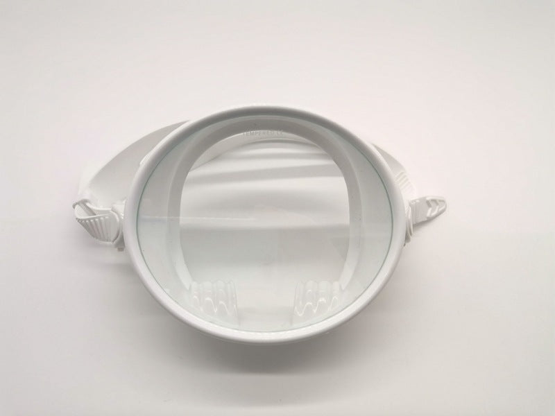 Swimming mask with ergonomic silicone sealing ring Bowlift