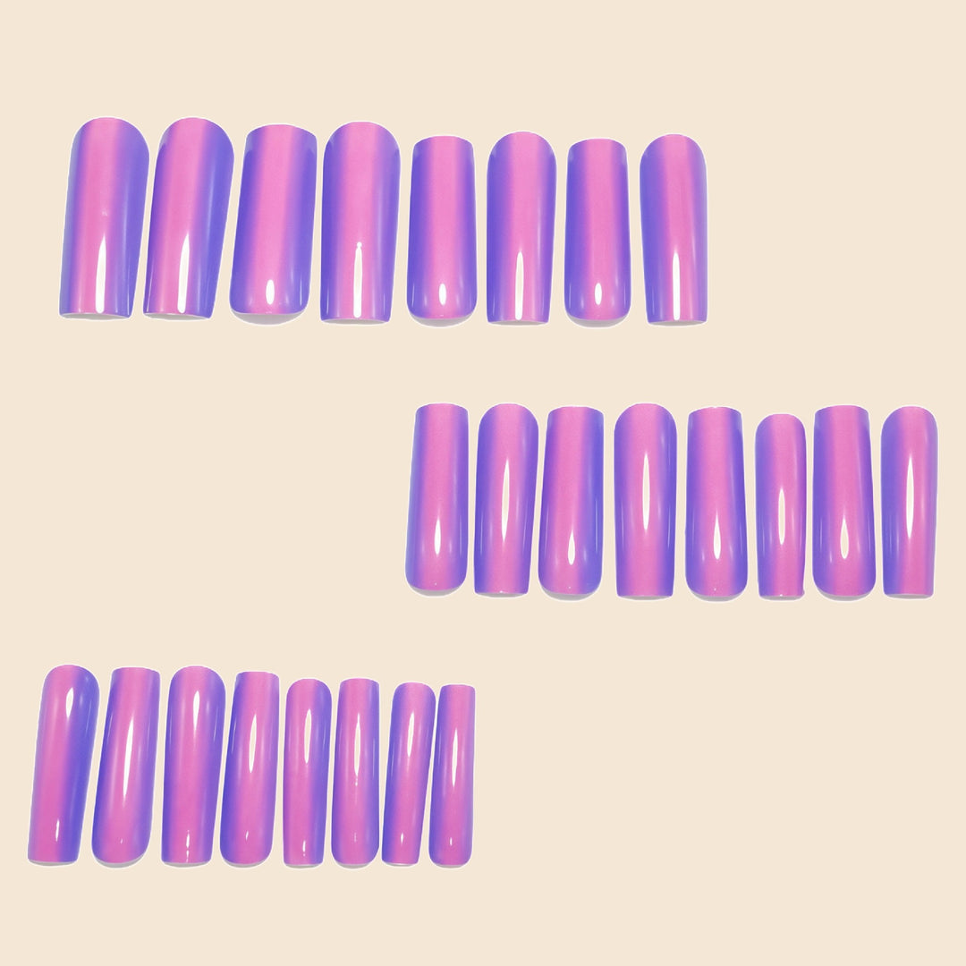 Artificial nail extension with elegant French design Bowlift