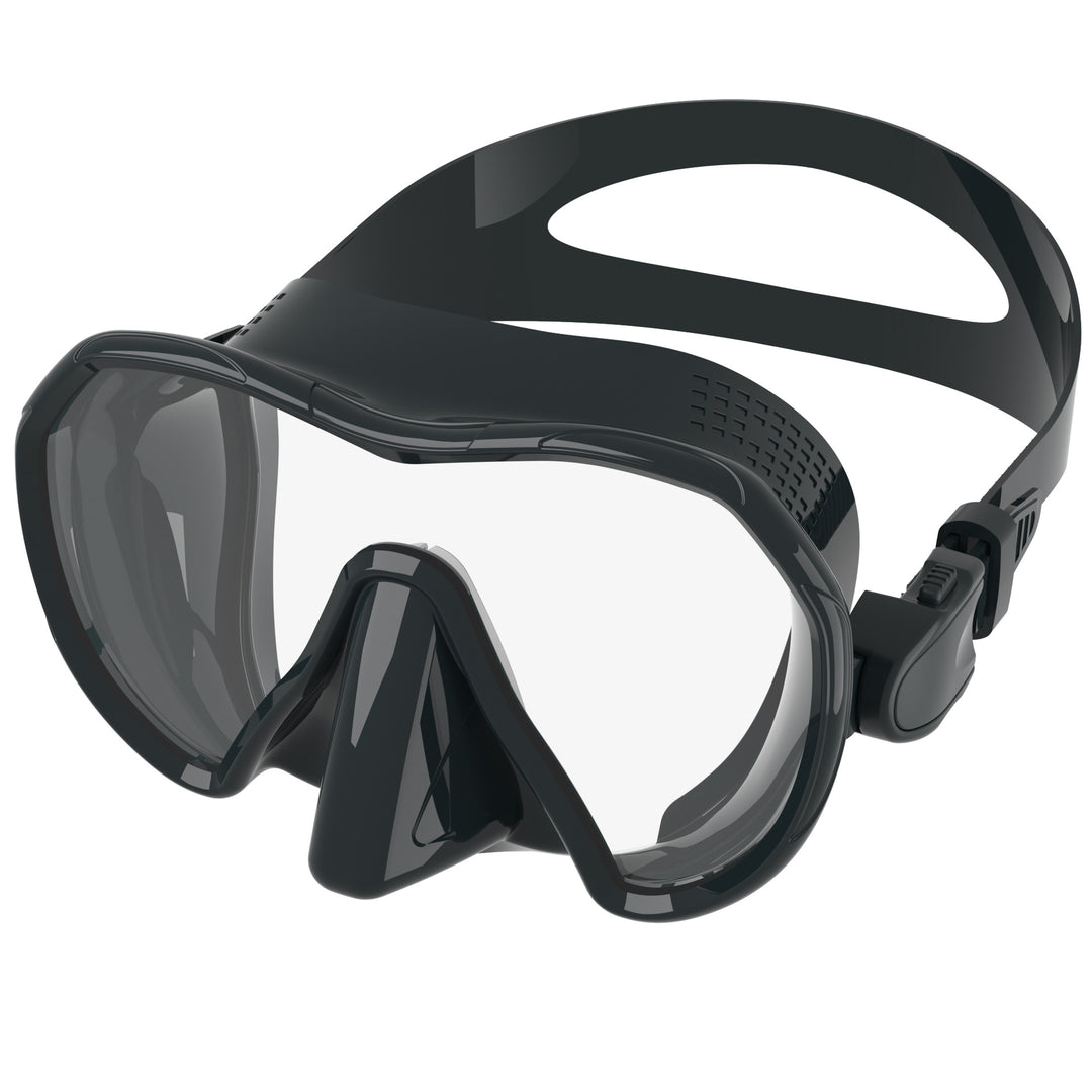 Diving mask with secure fit and innovative anti-fog system Bowlift
