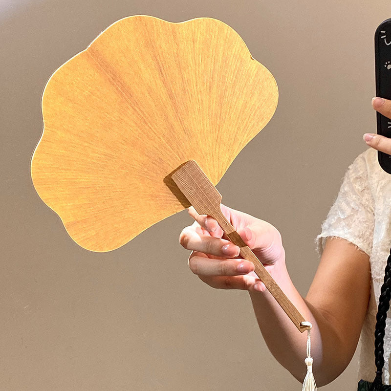 Hand fan with elegant cherry blossom pattern Bowlift
