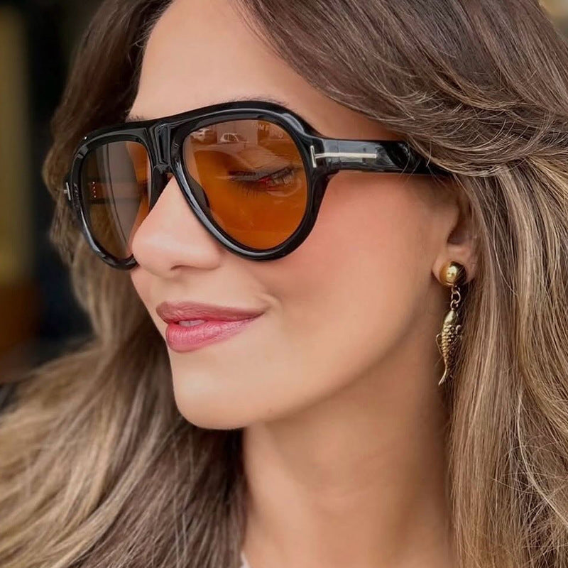 Women's oversized glasses Bowlift