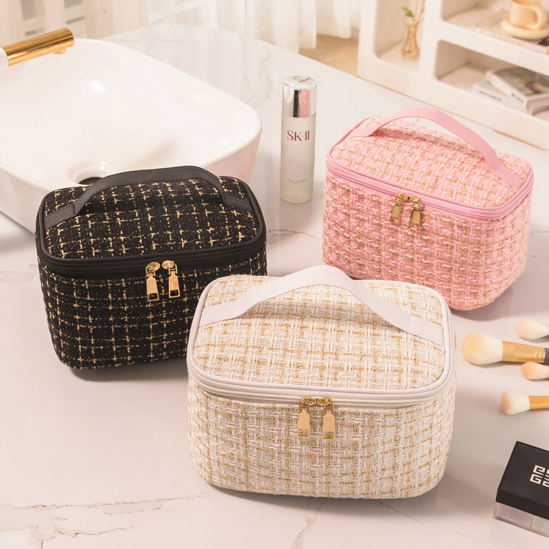 Elegant Travel Cosmetic Case Bowlift
