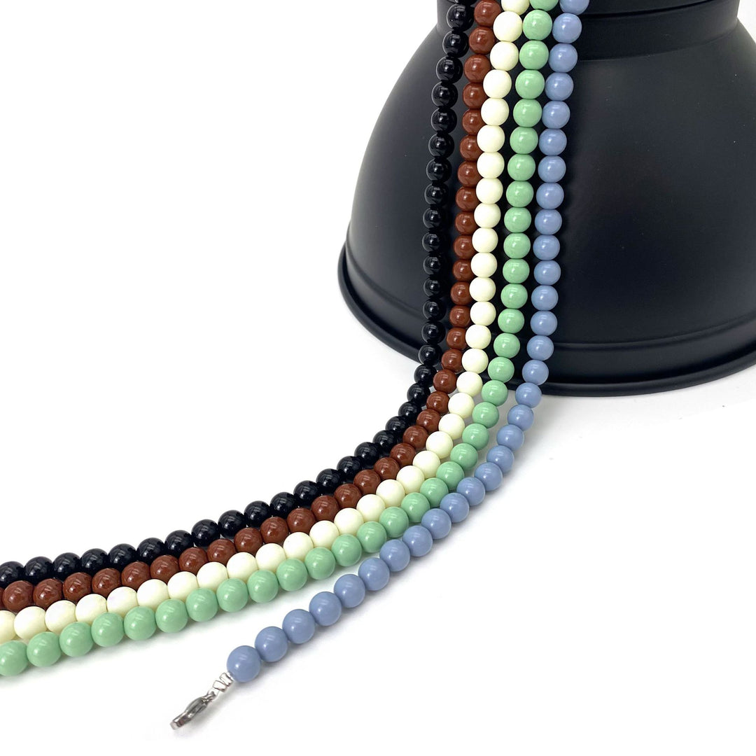 Chic Beaded Eyewear Chain Bowlift