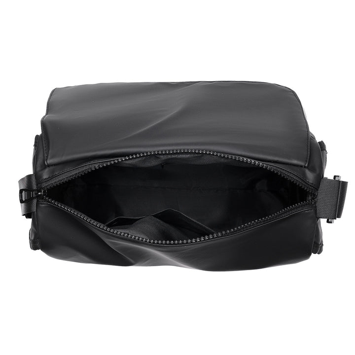 Modular Messenger Bag with Water-Repellent Material and Adjustable Shoulder Strap Bowlift