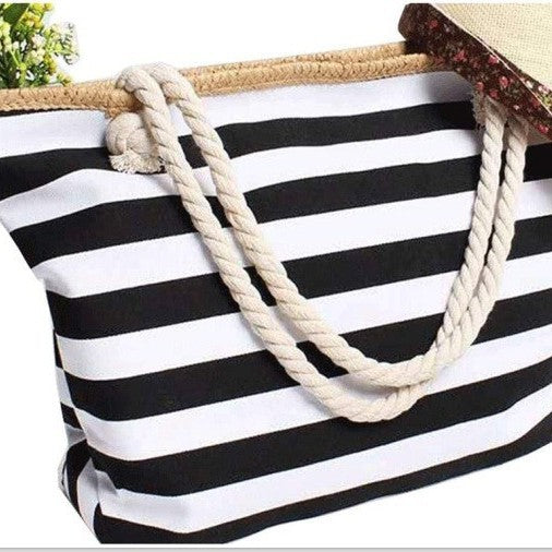 Beach bag with maritime stripe design Bowlift