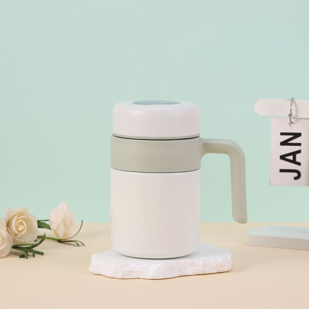 Women's insulated cup with ergonomic handle and spill-proof lid Bowlift