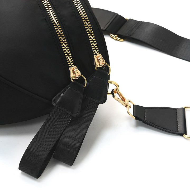 Shoulder bag with stylish check pattern and spacious compartment system Bowlift