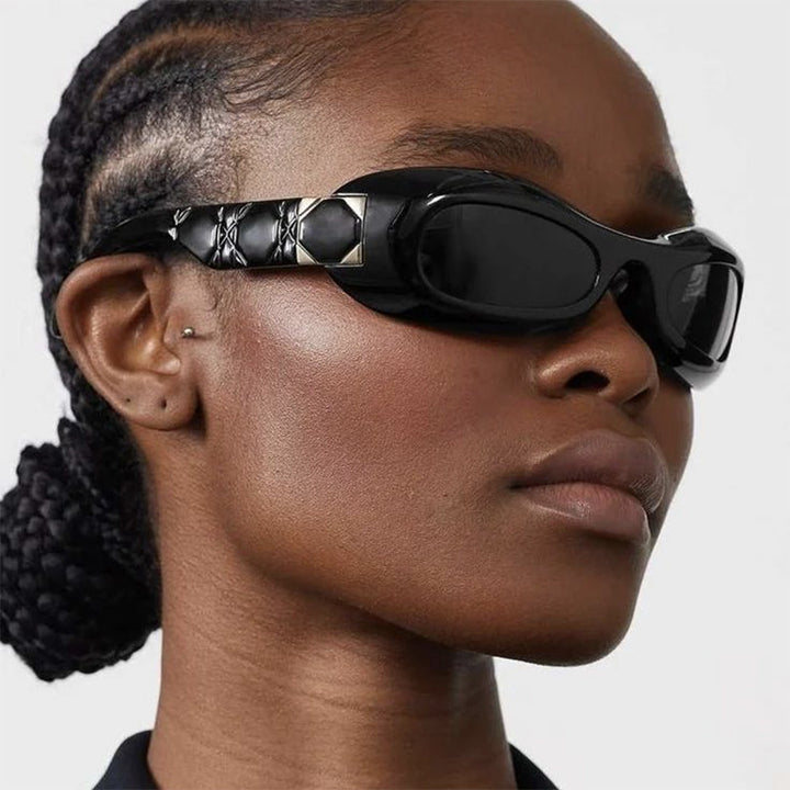 Women’s retro-inspired sunglasses with stylish frame and UV protection Bowlift
