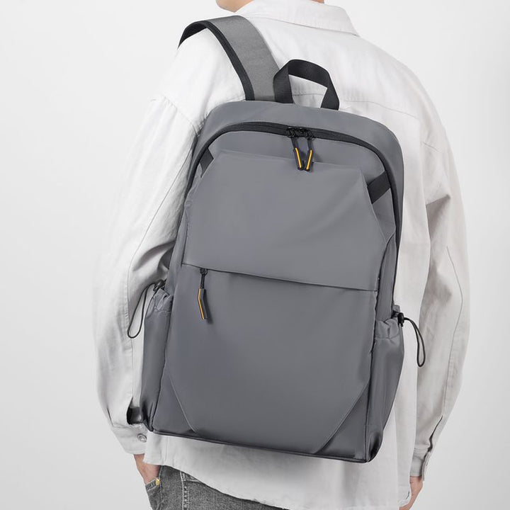Urban Backpack with Practical and Ergonomic Compartments Bowlift