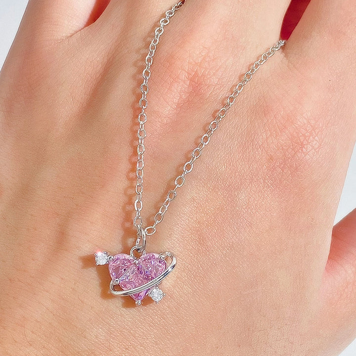 Playful Heart Pendant Necklace Bowlift