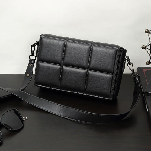 Practical Shoulder Bag in Modern Design Bowlift