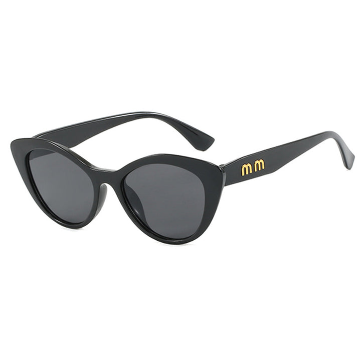 Ladies extravagant Cat-Eye sunglasses with protective UV filter Bowlift